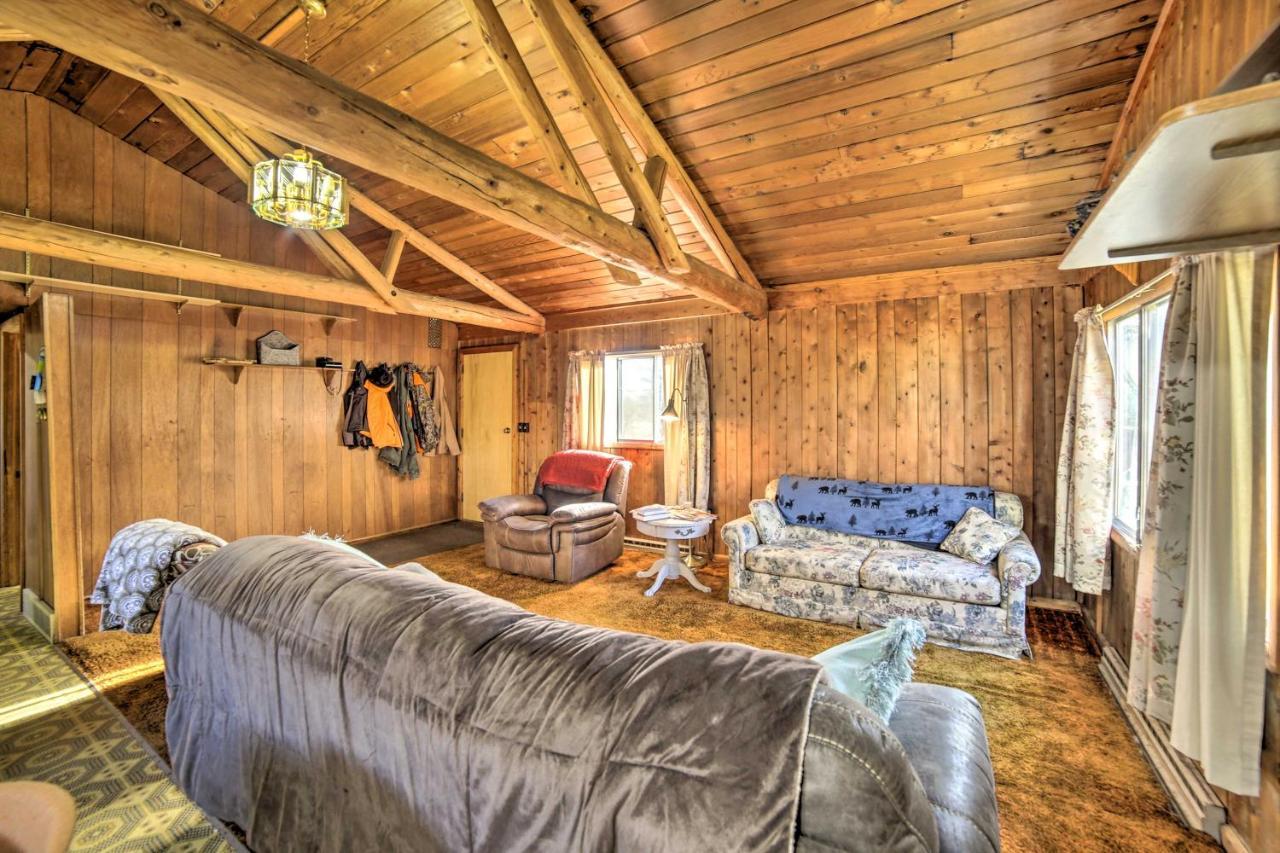 Cornell Home With Fire Pit And Hunting Access! Exterior foto